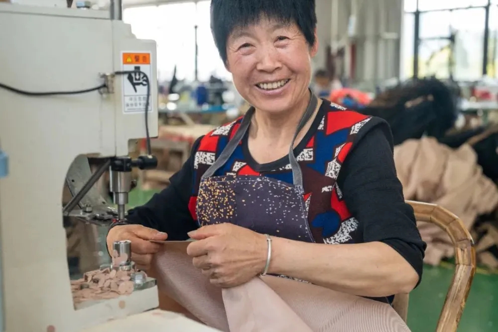 浙江臨海：&ldquo;共富工坊&rdquo;活躍一支&ldquo;她力量&rdquo;